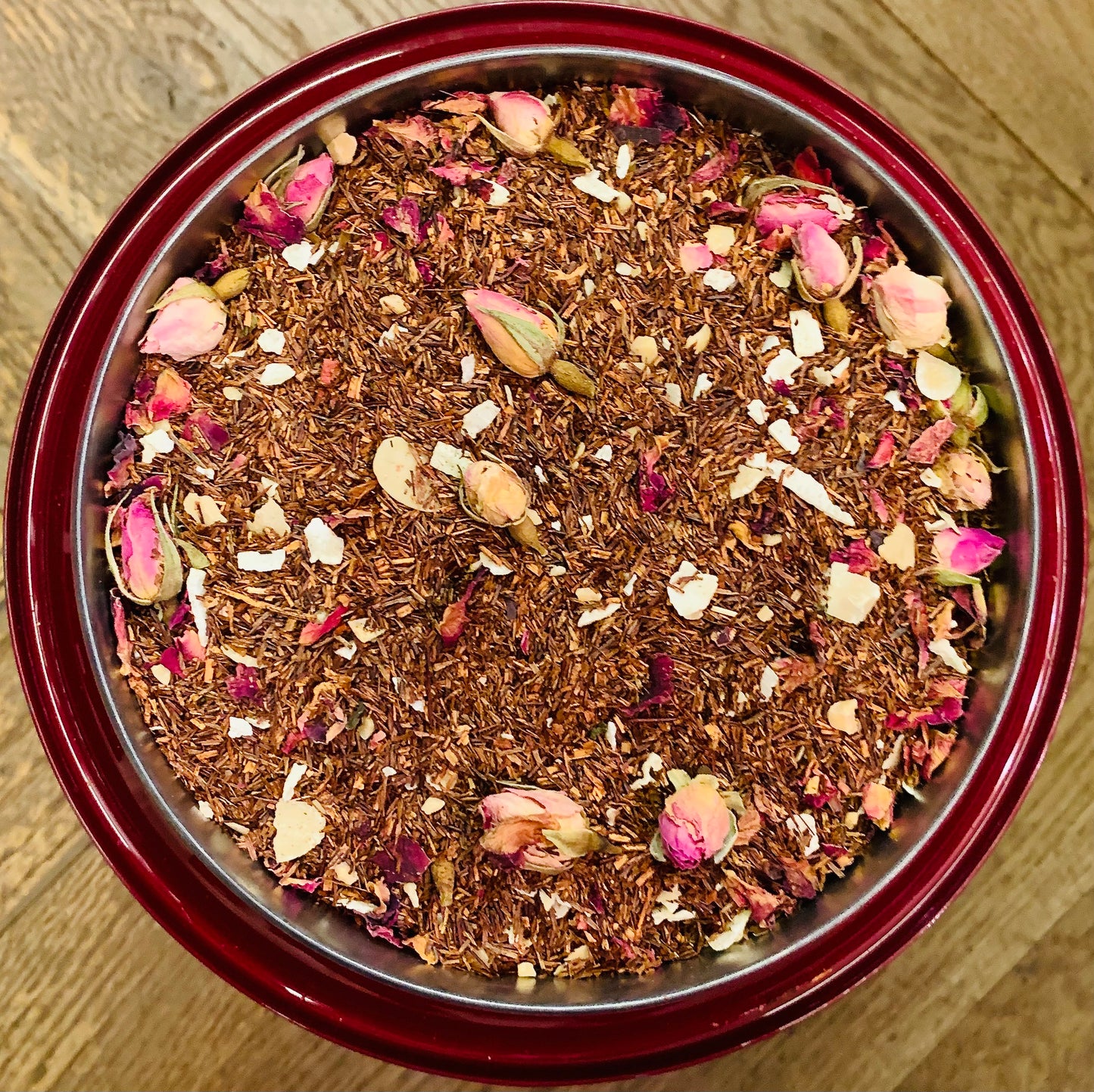 Rooibos Rose et Amande – Une Infusion Douce et Parfumée