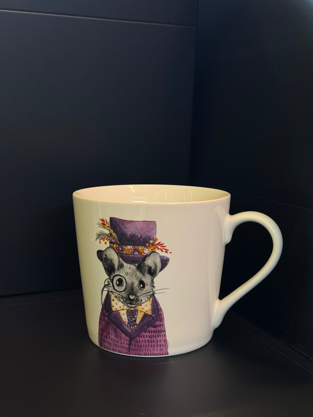 Porcelain Mug – Elegant Animals