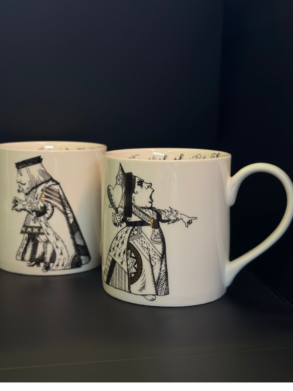 Set of 2 Porcelain Mugs - Alice in Wonderland (King & Queen)