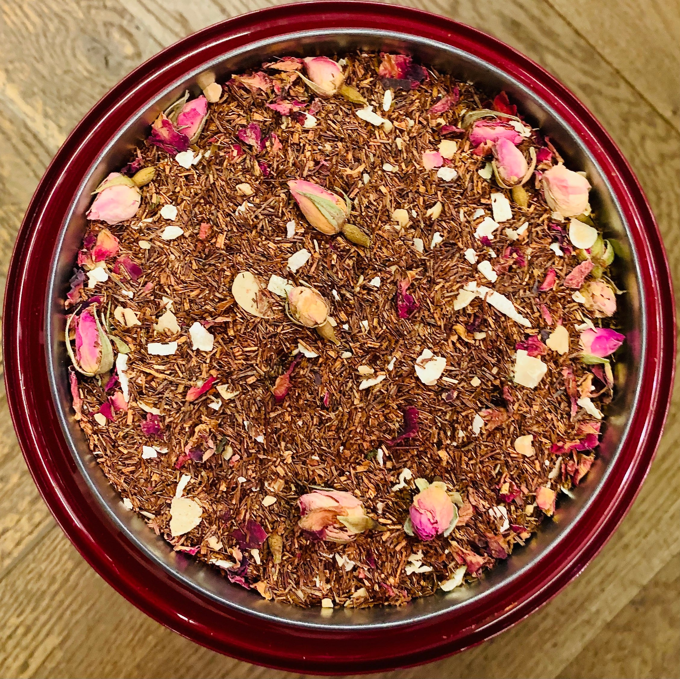 Rooibos Rose et Amande – Une Infusion Douce et Parfumée