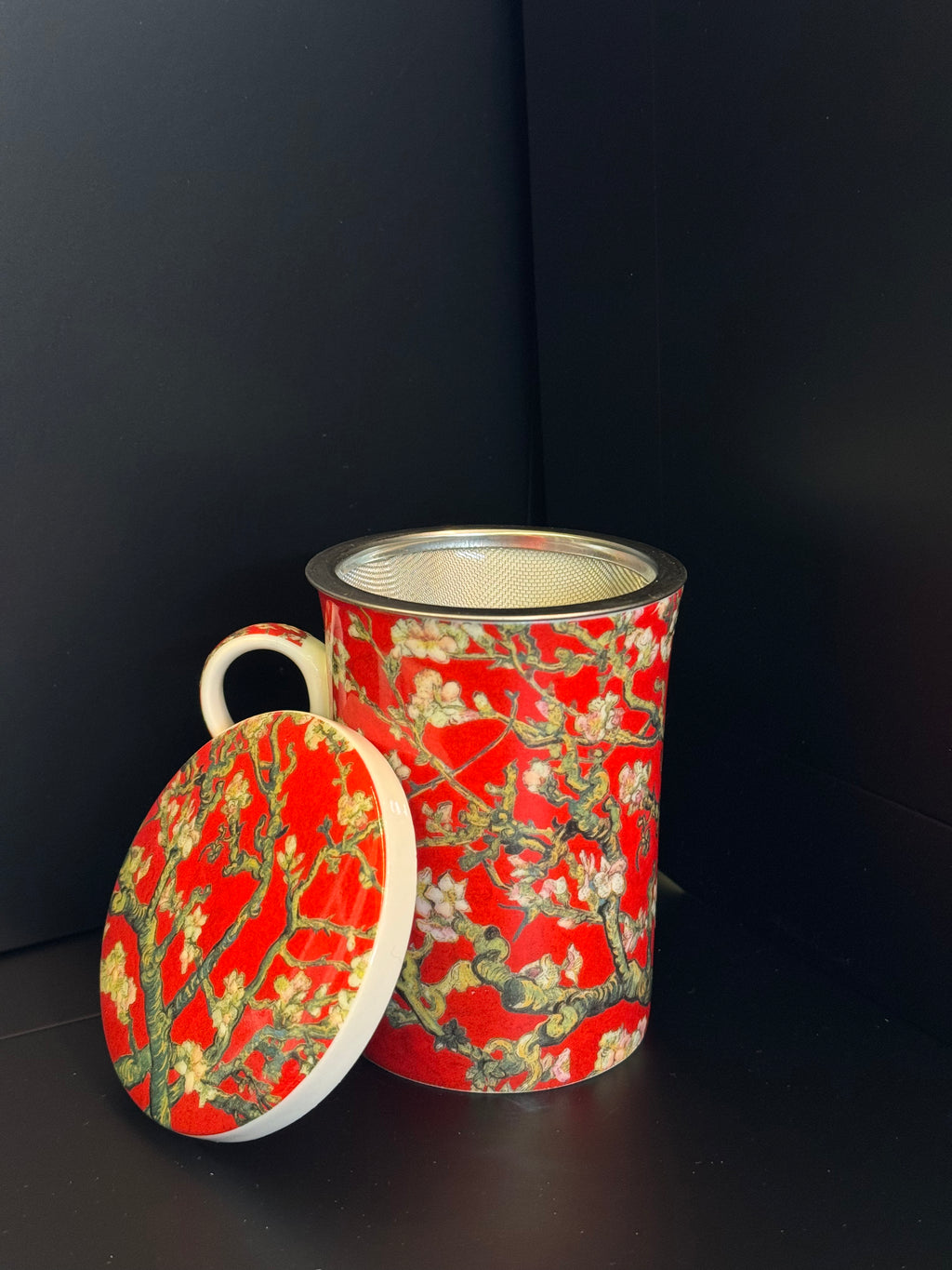 Sakura Teapot — The Floral & Delicate Moment