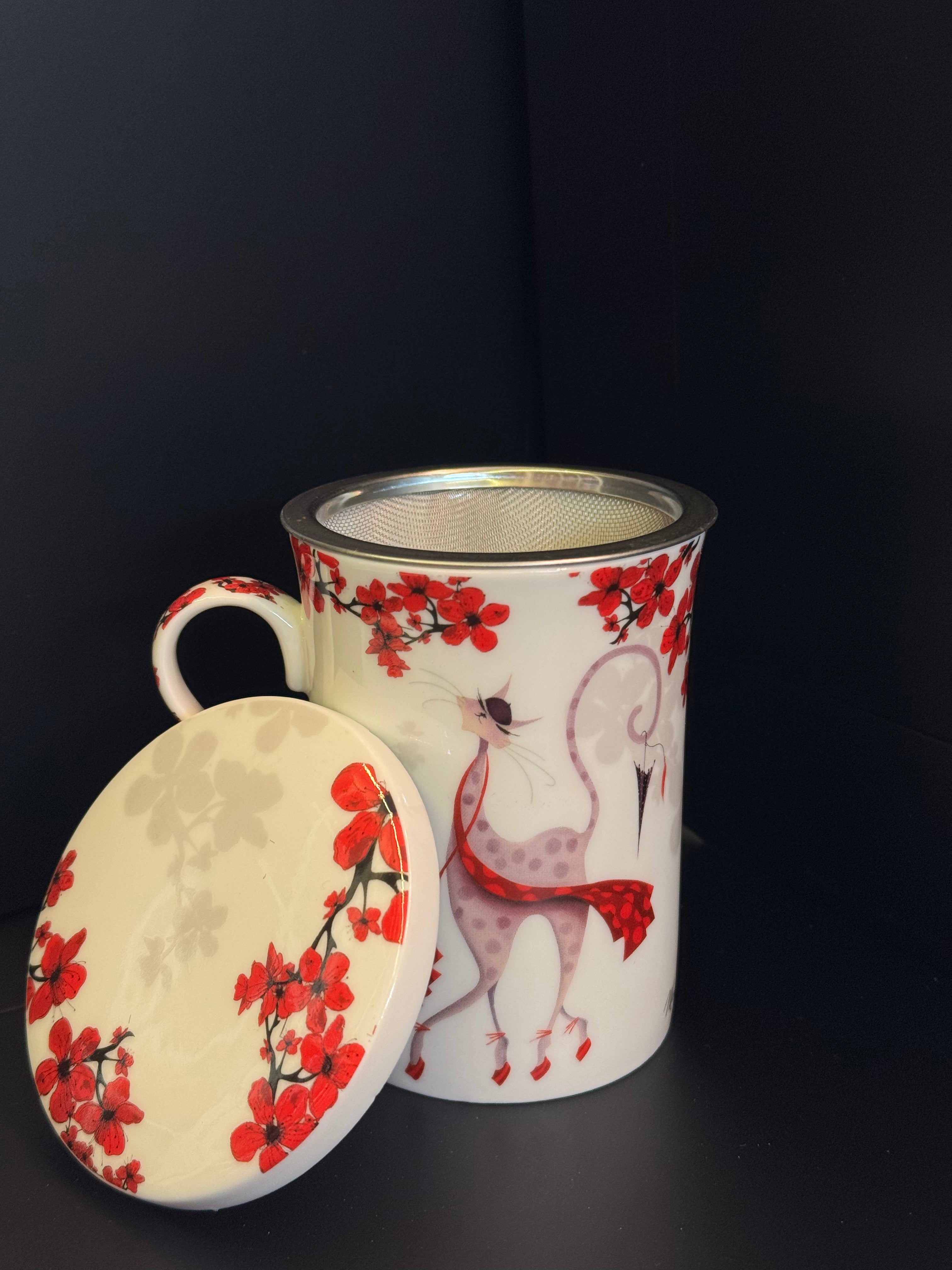Feline Teacup Infuser — Elegance & Poetry