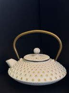 Cast Iron Teapot 500 ml — Elegance & Ideal Size