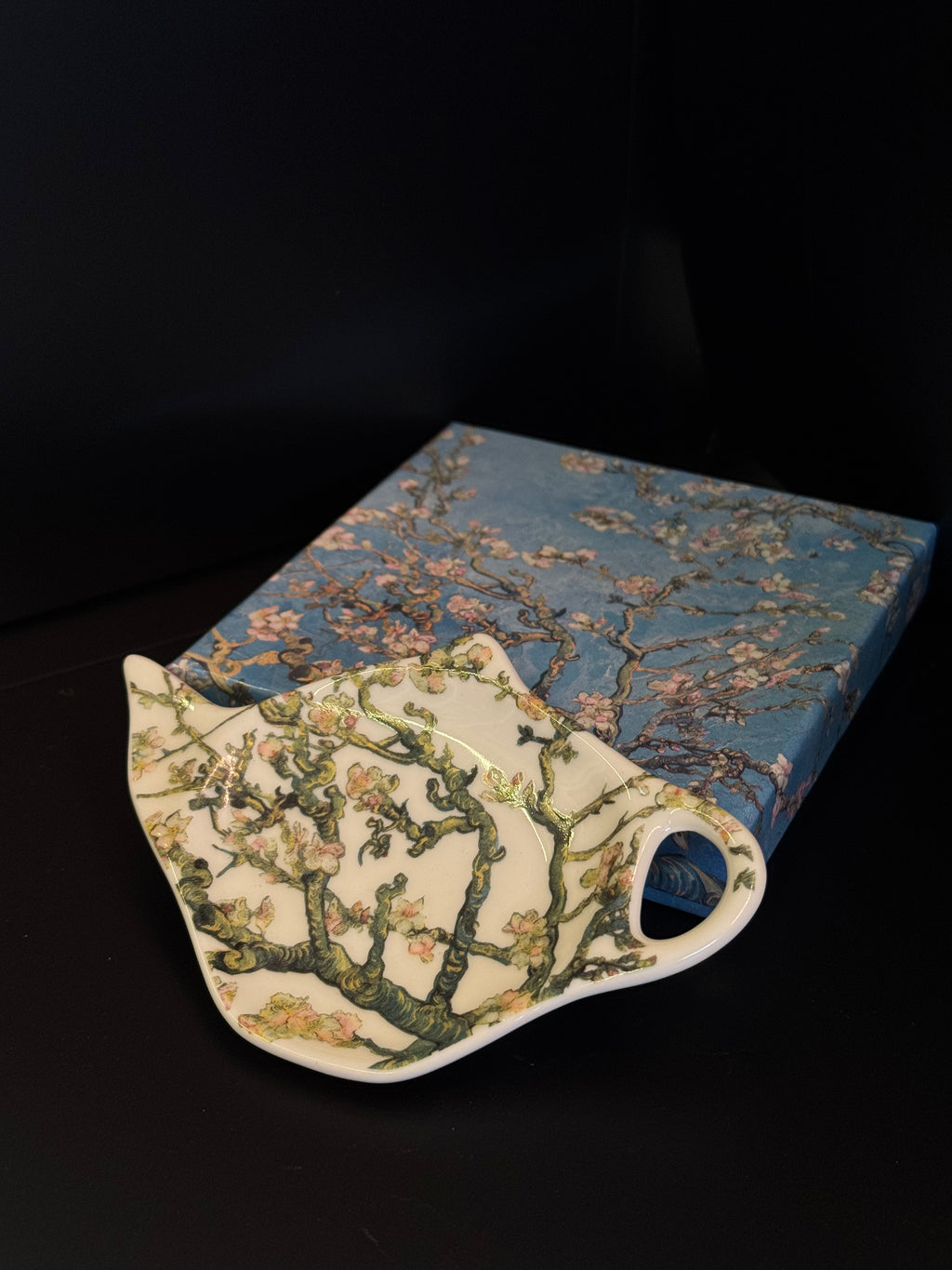 Sakura Teabag Rest — Elegant & Practical Accessory