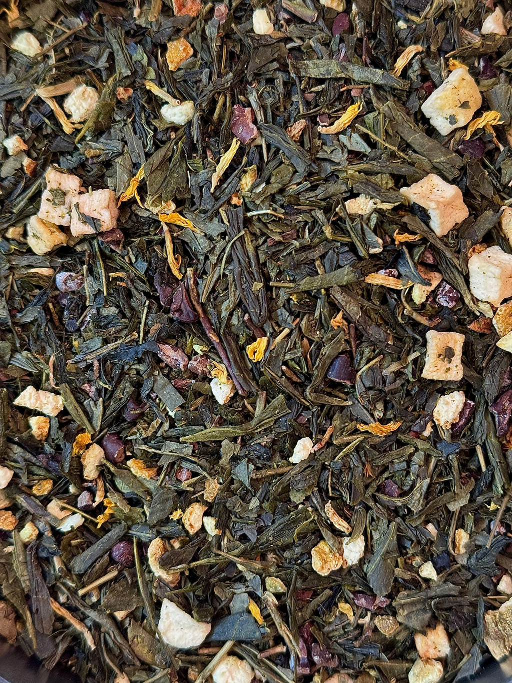 Praline Sweetness – An Exquisite Blend of Sencha, Cocoa, and Citrus